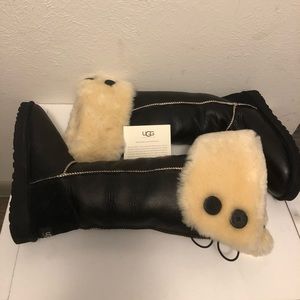 Black Ugg Boots *SOLD*